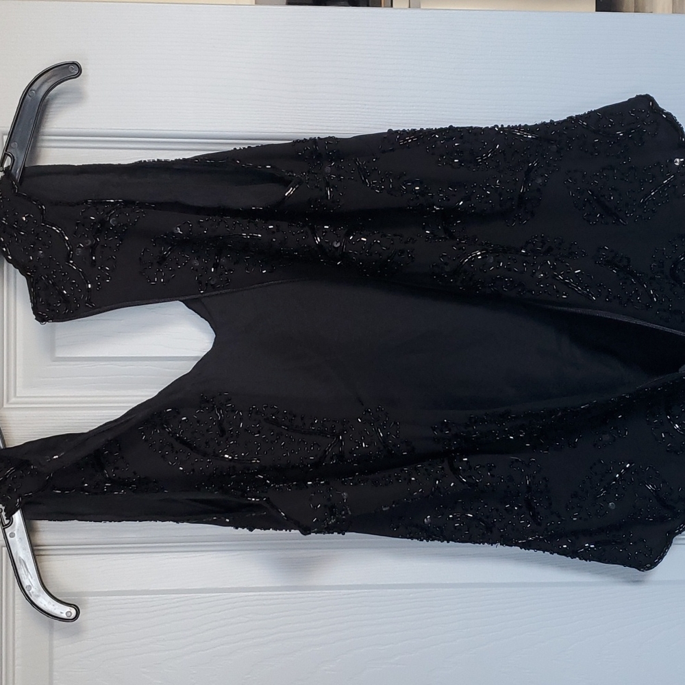 JKARA. BLOUSE. - Picture 7 of 12